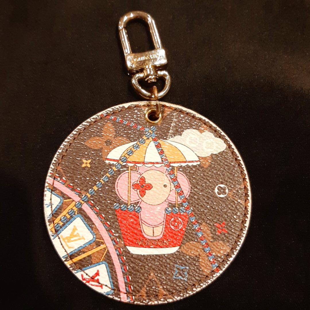 LOUIS VUITTON ポルトクレ・イリュストレ ヴィヴィエンヌ