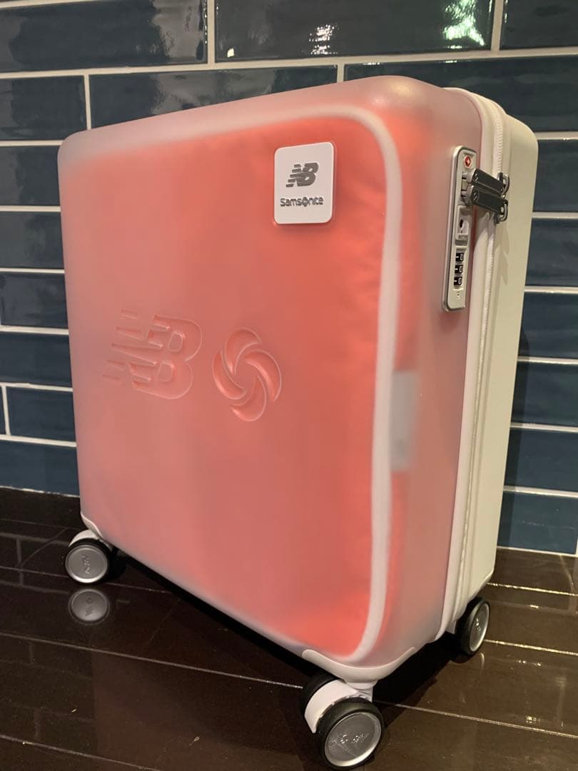 [新品] サムソナイトNewBalancexSamsoniteスーツケース限定分