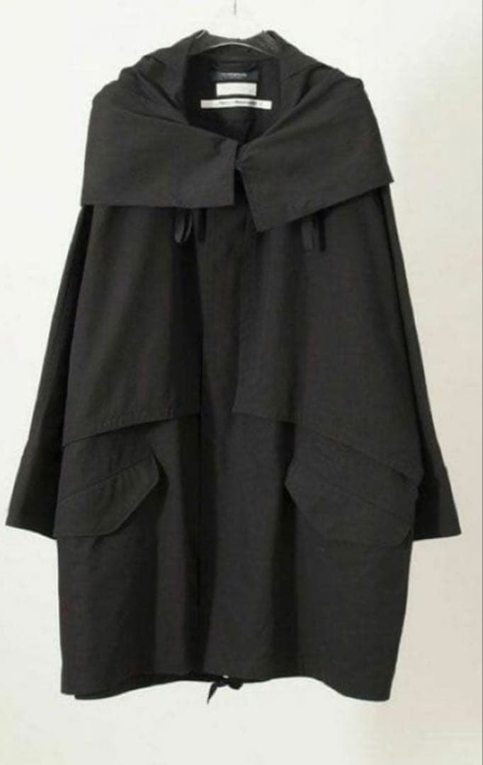 本日お値下げ◆アタラクシア　ルアーブルポンチョ　黒