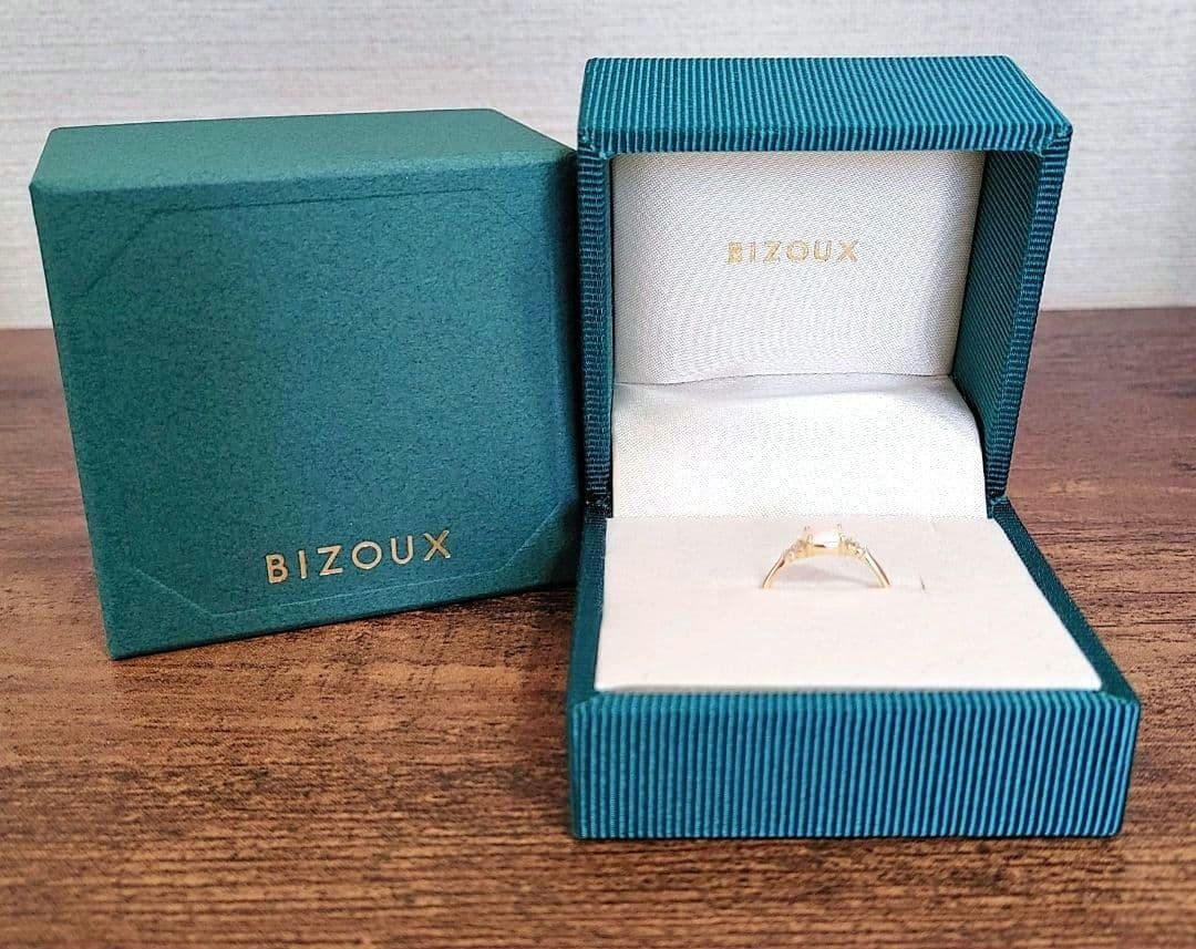 新品半額以下BIZOUX豪州産オパール×ダイヤ フラヴィリング K18YG10号