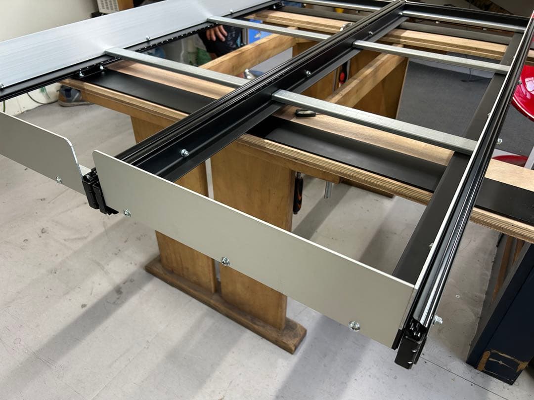 らいおん打ち合わせページ ブラックダブルスライドフロア