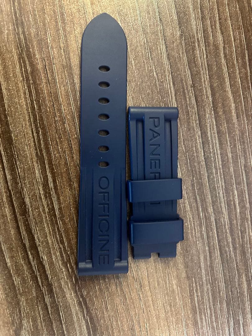 PANERAI OFFICINE ネイビー ラバーベルト