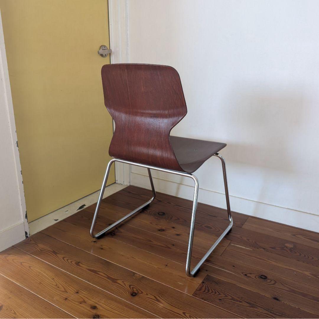 vintage ブラウン木製スタッキングチェア レトロ