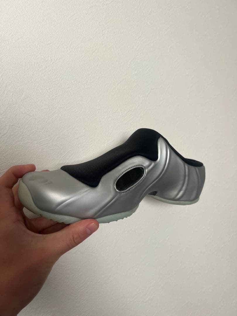 ミ*足様 NIKE CLOG POSITE silver シルバー　クロッグポジ