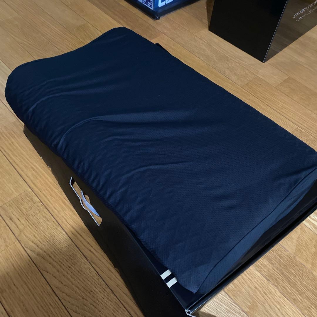 k*u様 ヒツジのいらない枕　至極　ブラックレーベル