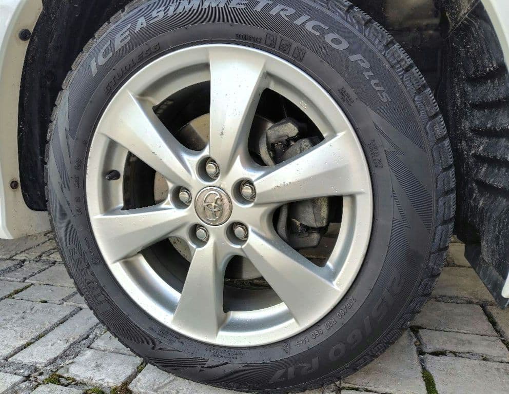 トヨタ 17インチ 純正ホイール＆スタッドレスタイヤセット　215/60/R17