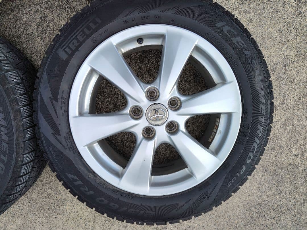 トヨタ 17インチ 純正ホイール＆スタッドレスタイヤセット　215/60/R17