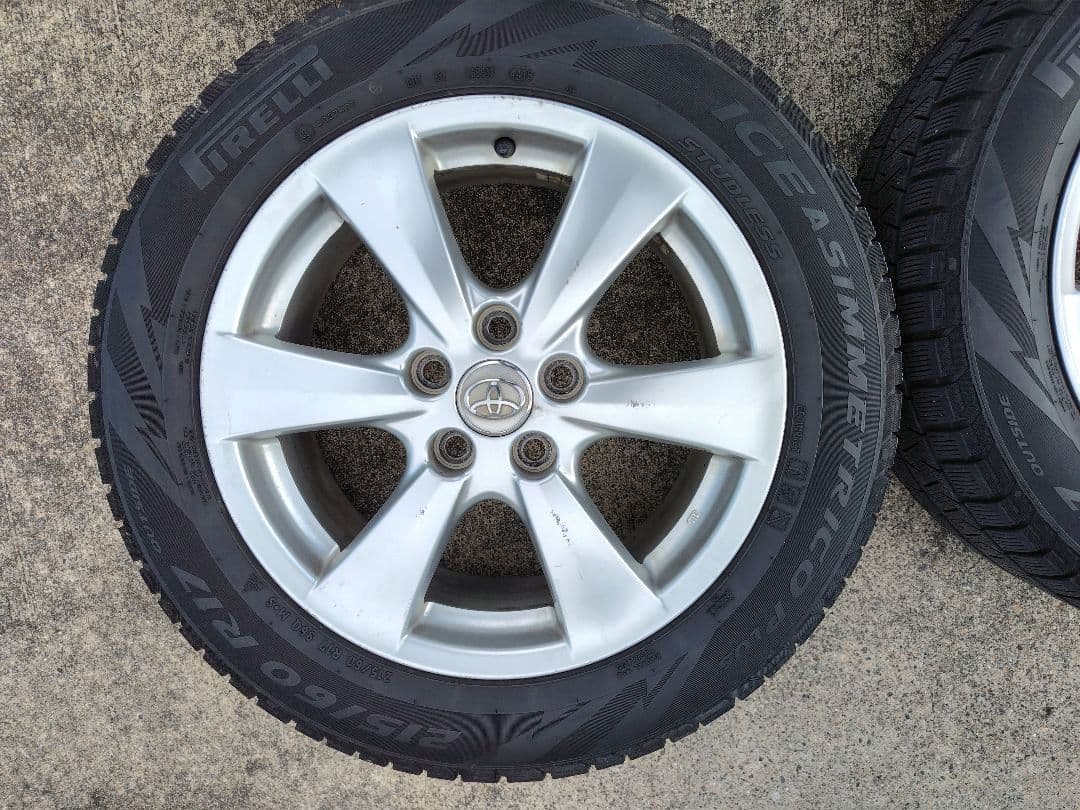 トヨタ 17インチ 純正ホイール＆スタッドレスタイヤセット　215/60/R17