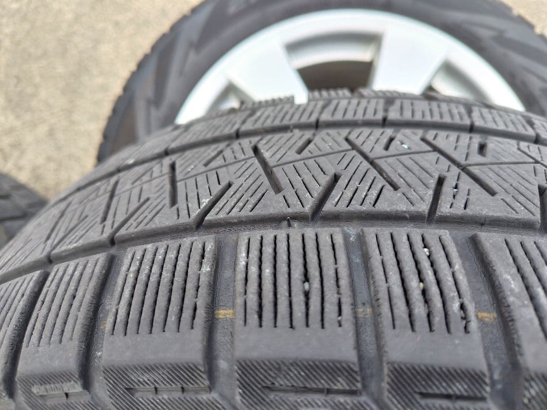 トヨタ 17インチ 純正ホイール＆スタッドレスタイヤセット　215/60/R17