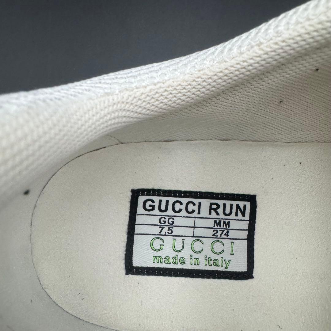【極美品】グッチ RUN スニーカー インターロッキング メンズ レザー 白