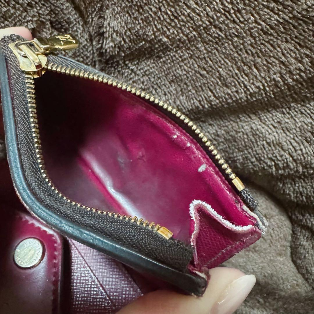 ルイヴィトン　二つ折り財布