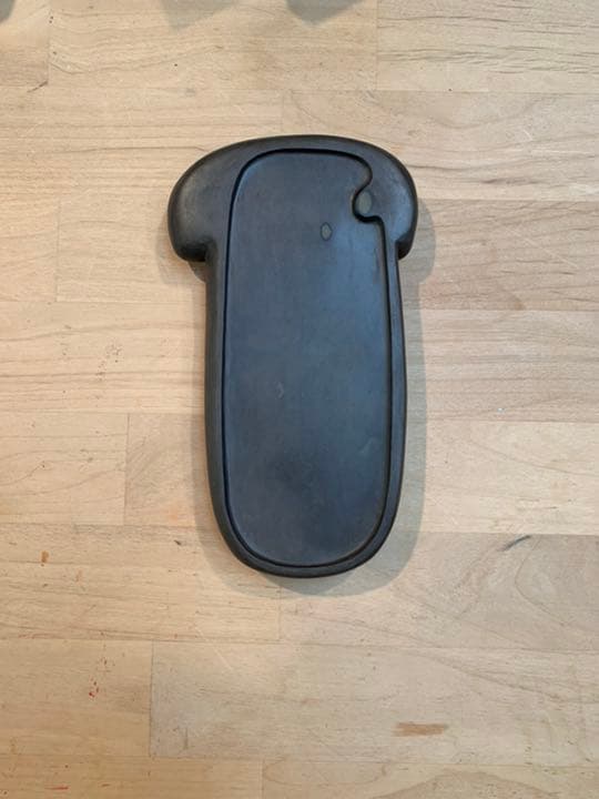 【肇慶端渓石梅花坑有眼瓜文硯】