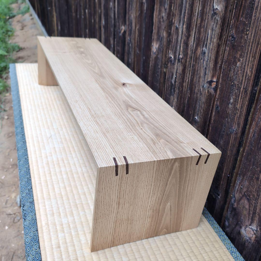 栗板のシンプルな置台　コの字　花台　什器　 無垢板の家具
