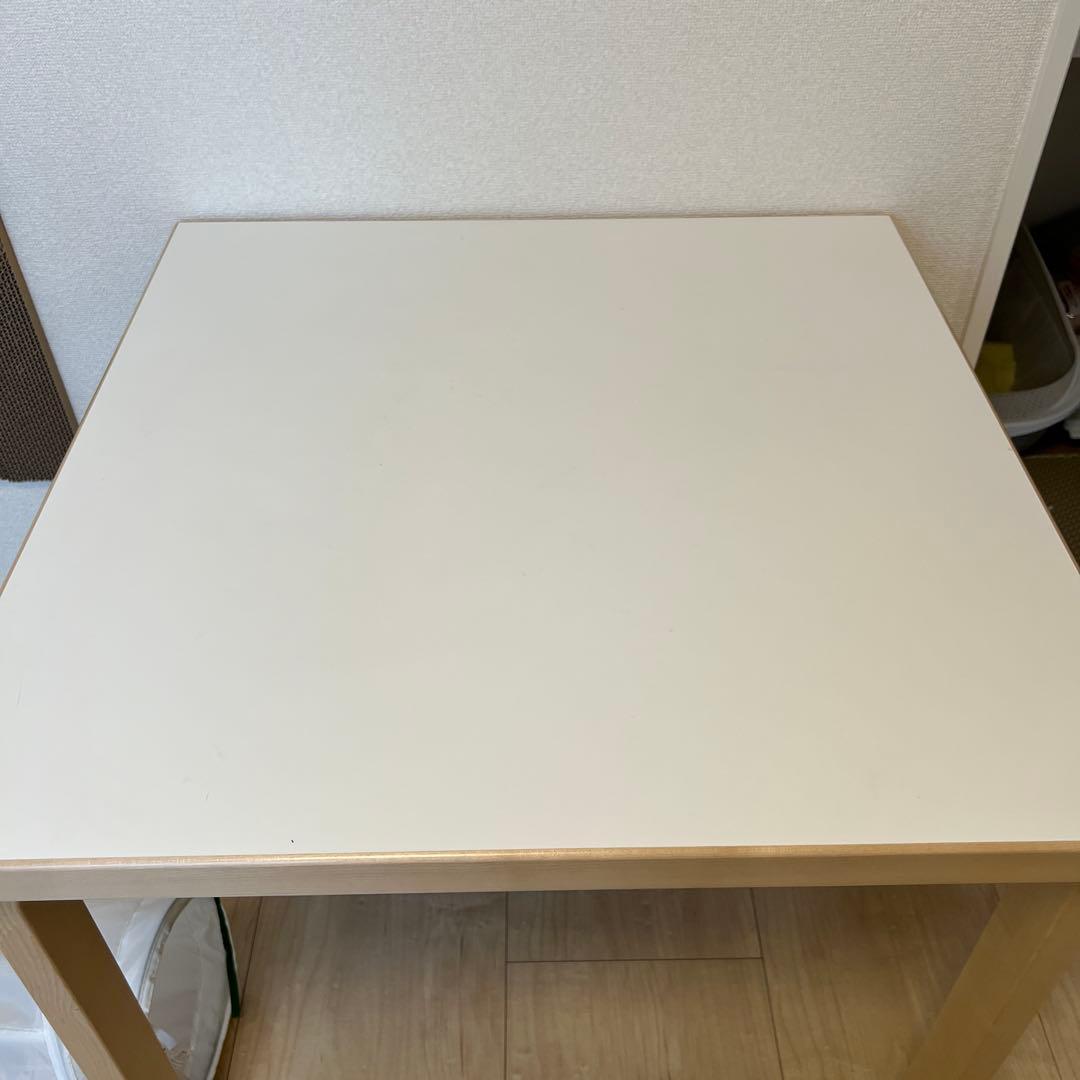 アルテック　テーブル 81C（75 x 75）ホワイト ラミネート