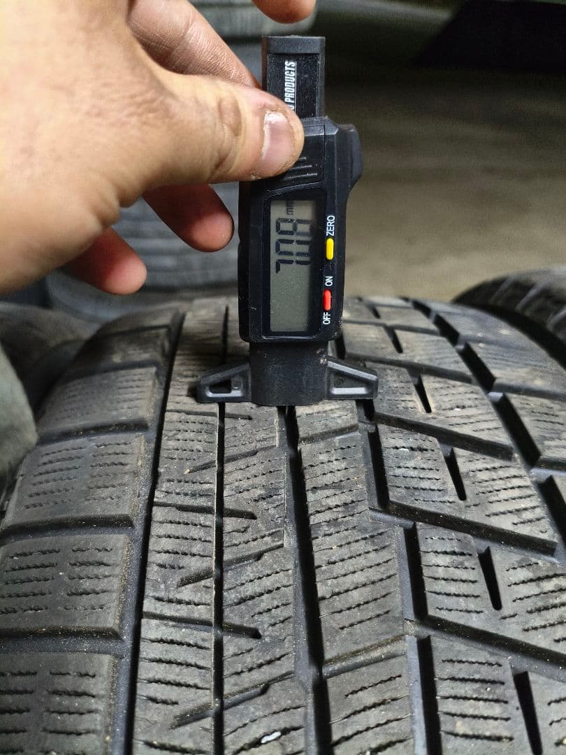 225/45R18 YOKOHAMA ice GUARD IG60 4本