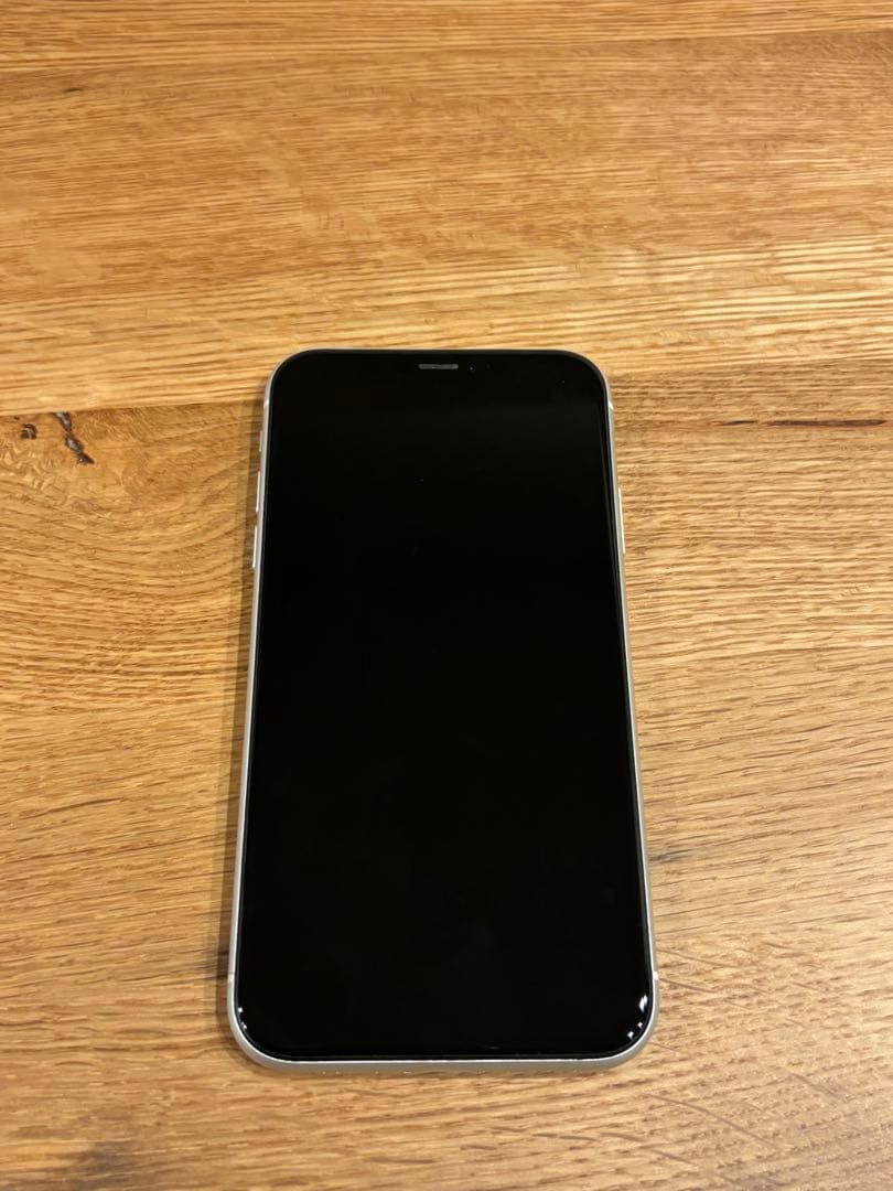 Apple iPhone XR ホワイト 本体 64GB