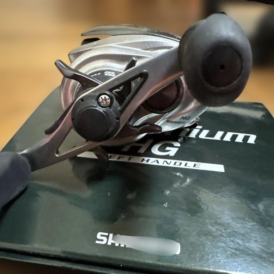 SHIMANO nium HG 左ハンドルベイトリール