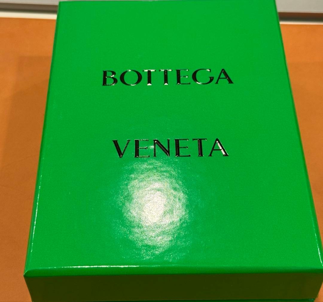 BOTTEGA VENETA イントレチャート 二つ折り財布