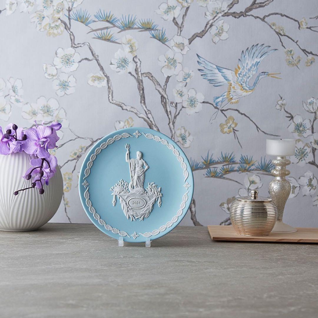 レア★ウェッジウッド ジャスパー イヤープレート ポセイドン ペールターコイズ