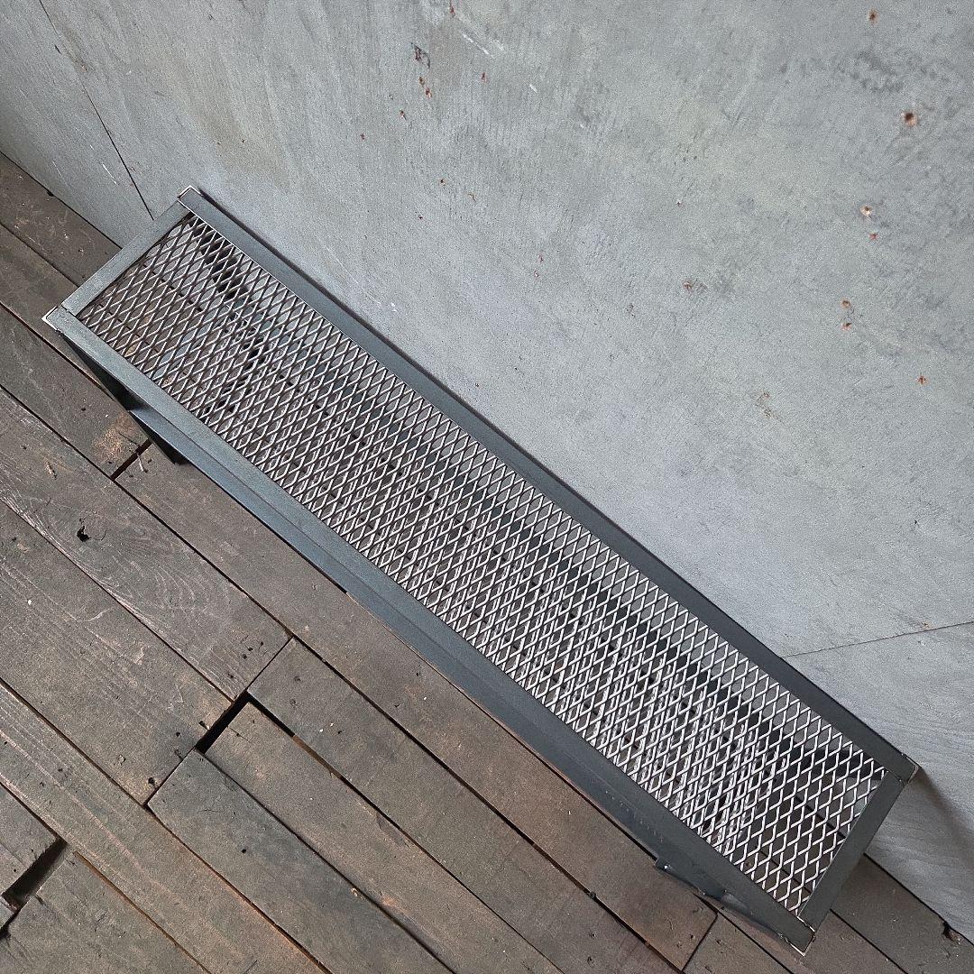 スチールラック メッシュデザイン 2段　シューズラック　エキスパンドメタル