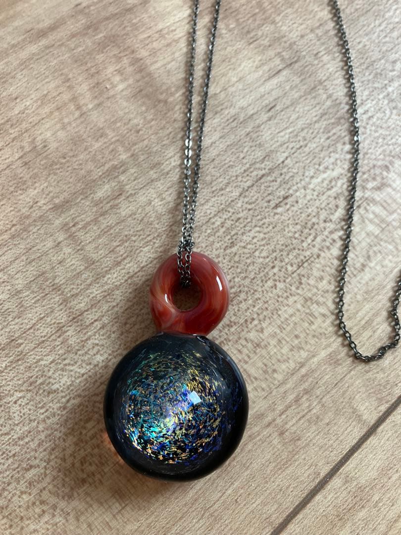 宇宙デザイン ガラス　ネックレス　コスモ　スピリチュアル