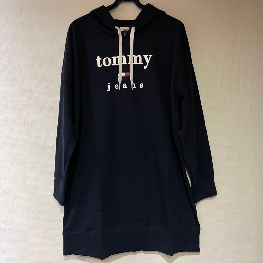 【新品】トミーヒルフィガー　ワンピース　 L 濃紺　ロゴ