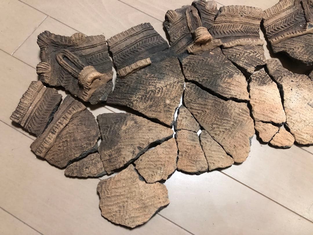 「縄文土器の欠片 No.534」です。