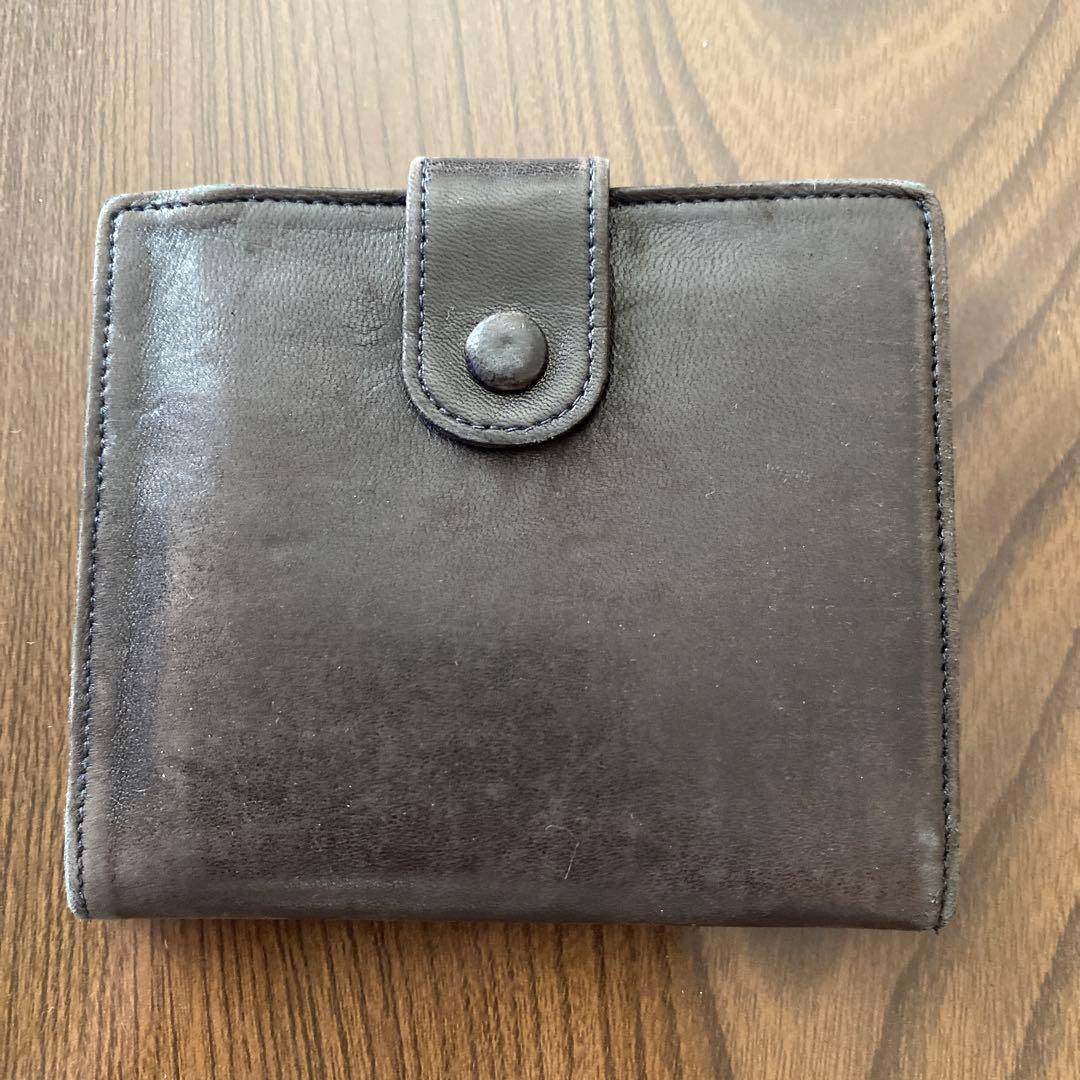 CHANEL 二つ折り財布