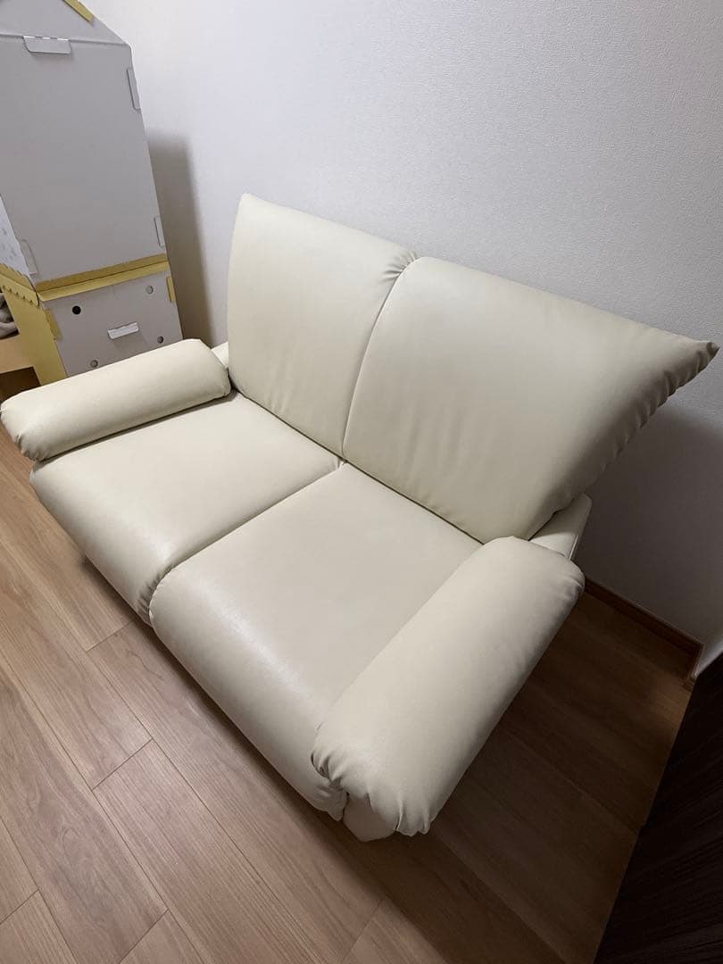 【国産品】アイボリー 2人掛けソファ