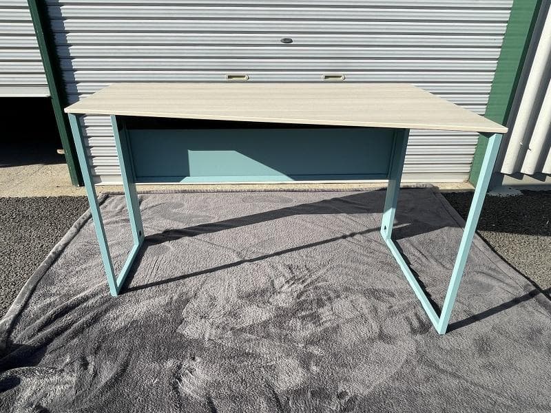 【美品】オカムラ　ソリスト　3K20EE MHJ3　台形天板（右タイプ）1台