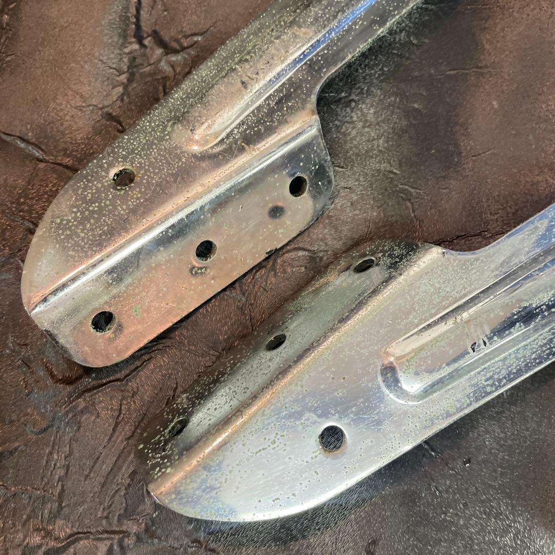 ハーレー　カウルステー