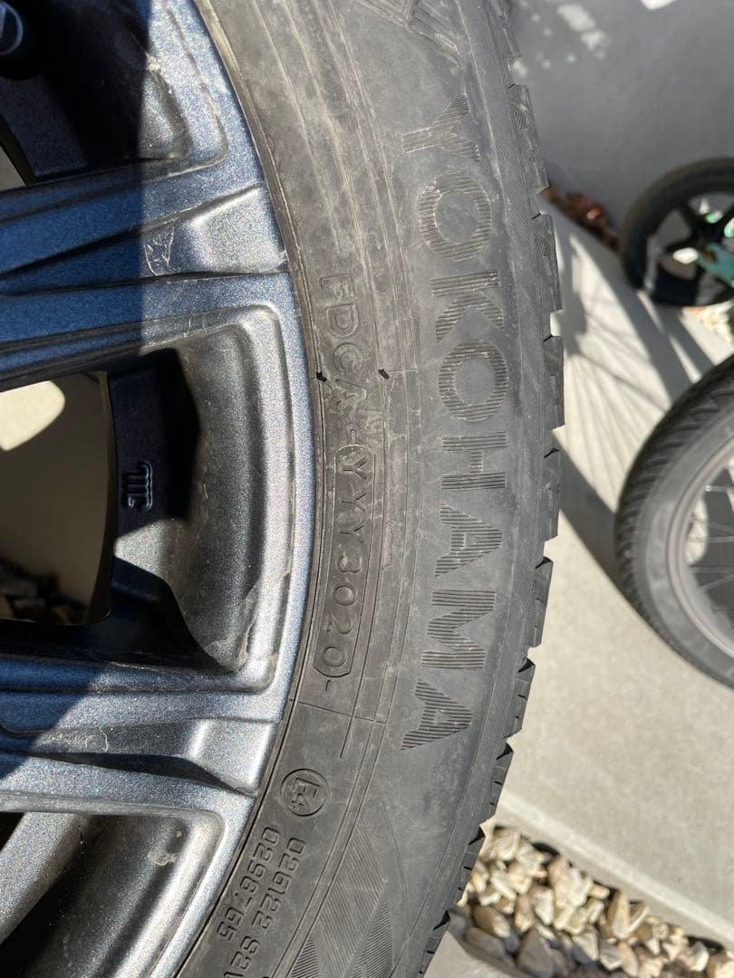 【さぼてん19】ヨコハマ iceGUARD iG60 185/60R15