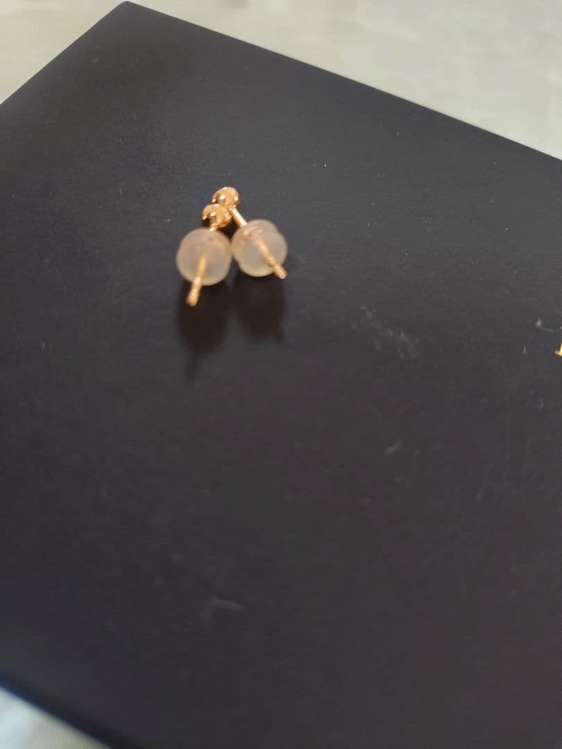 ヒロタカ　両耳　K18 CASCADE ダイヤモンド ピアス　18K 0.07