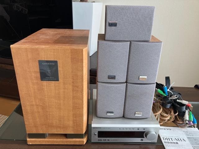 ONKYO オンキョー 5.1chホームシアター DHT-M1A 動作品 取説付