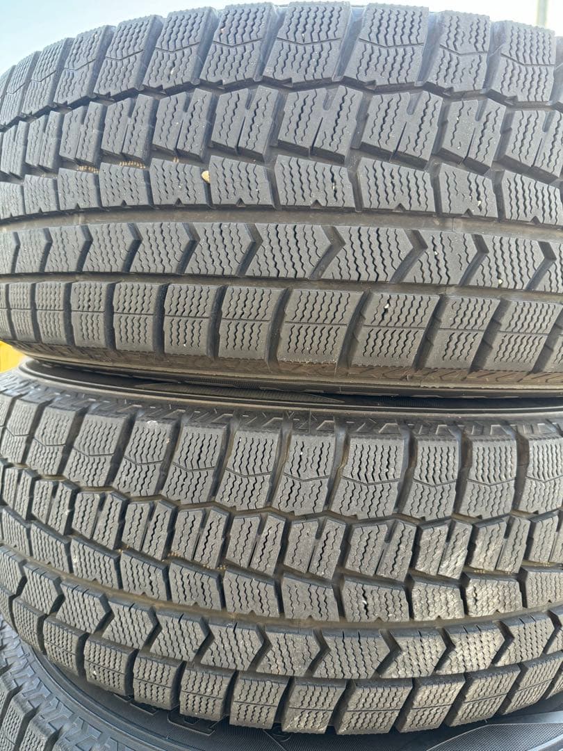 215/65R16 スタッドレス　ダンロップ　ウィンターマックス　アルファード