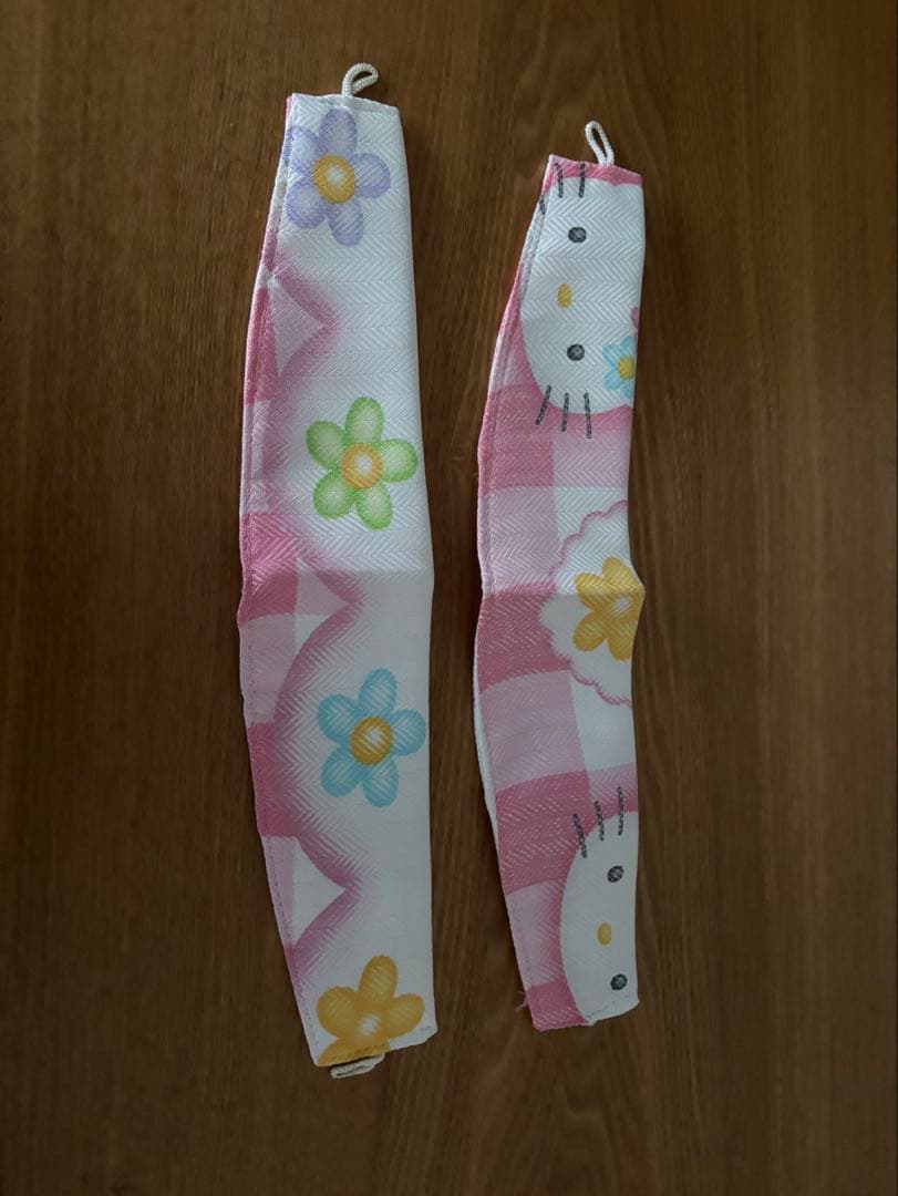 ハローキティ ピンクチェックカーテン