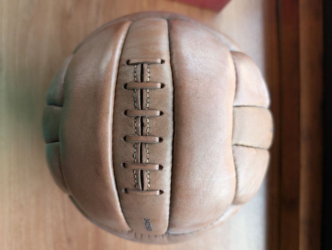 【美品】フェラガモ 02年日韓ワールドカップ 世界500個限定サッカーボール