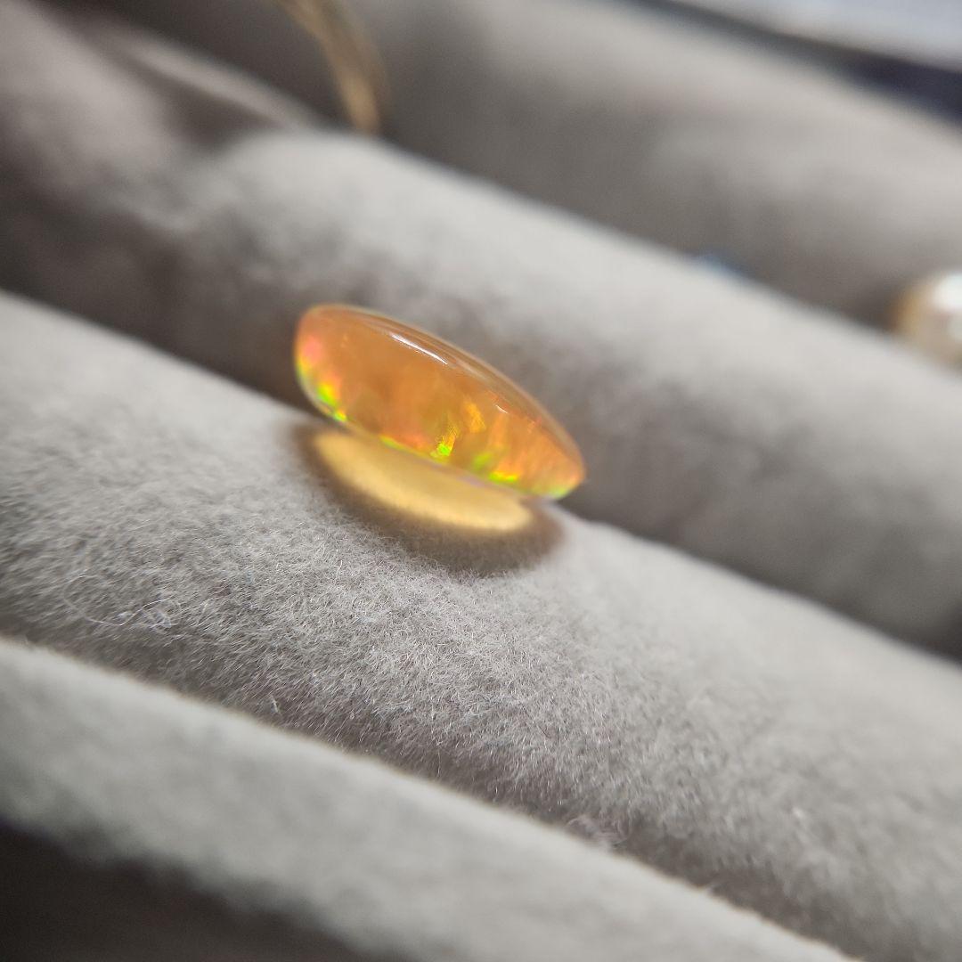 高品質天然ファイアーオパール 3.405ct