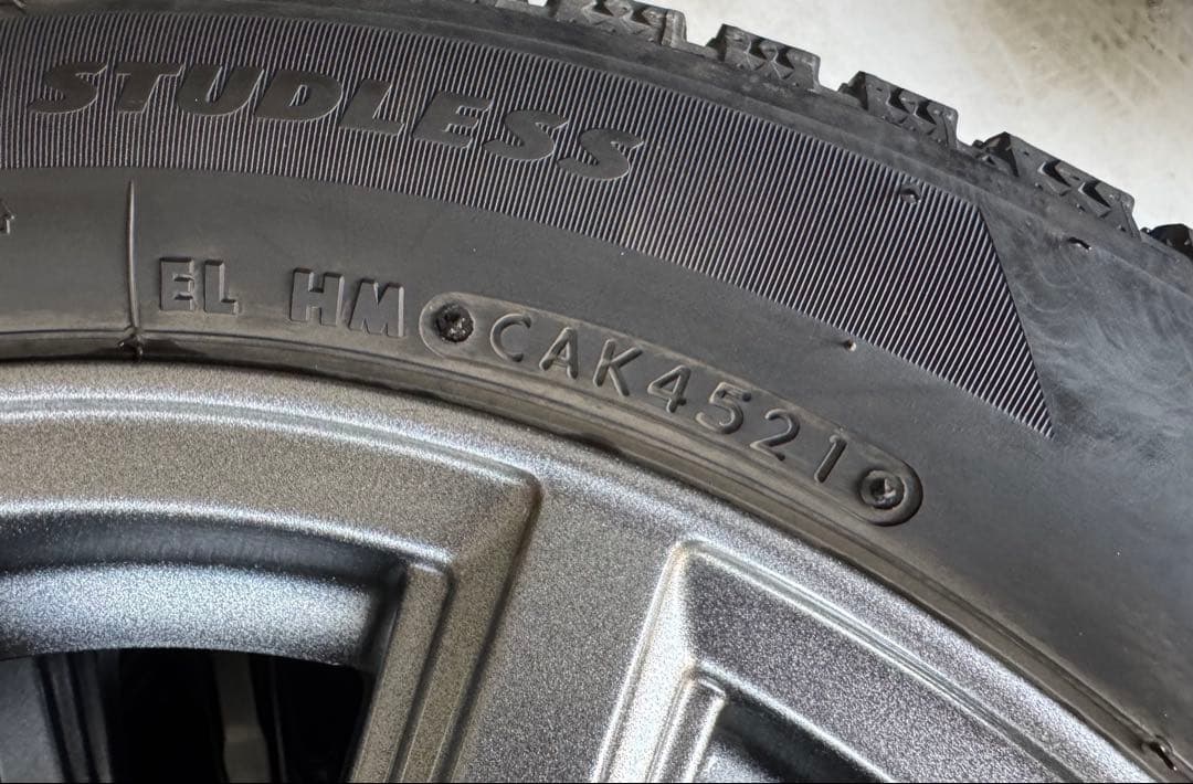 ミチ　ハスラー　スタッドレス　165/60 R15 ブリザックVRX2