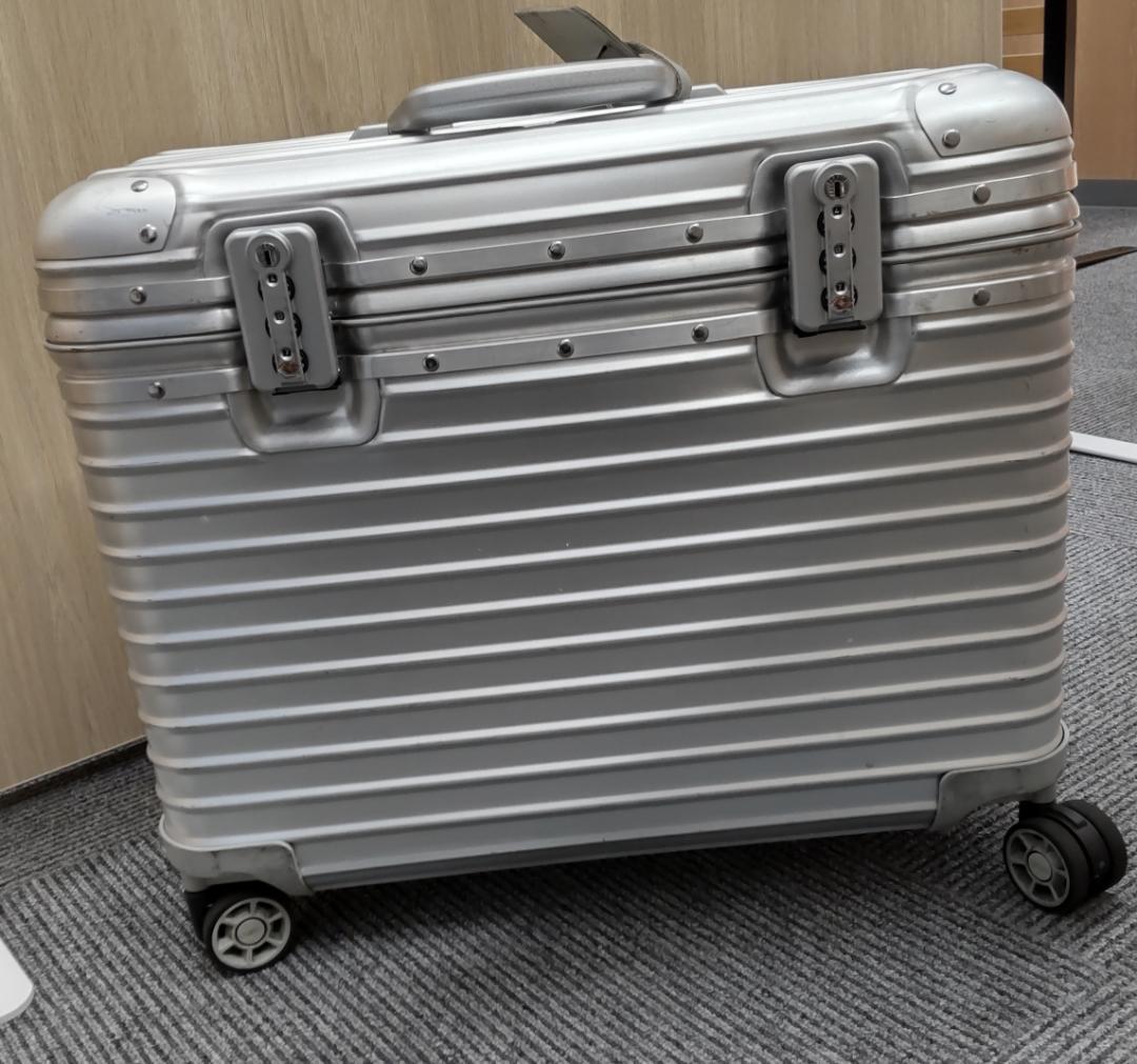 RIMOWA リモワ 4輪 Pilot Multiwheel パイロット