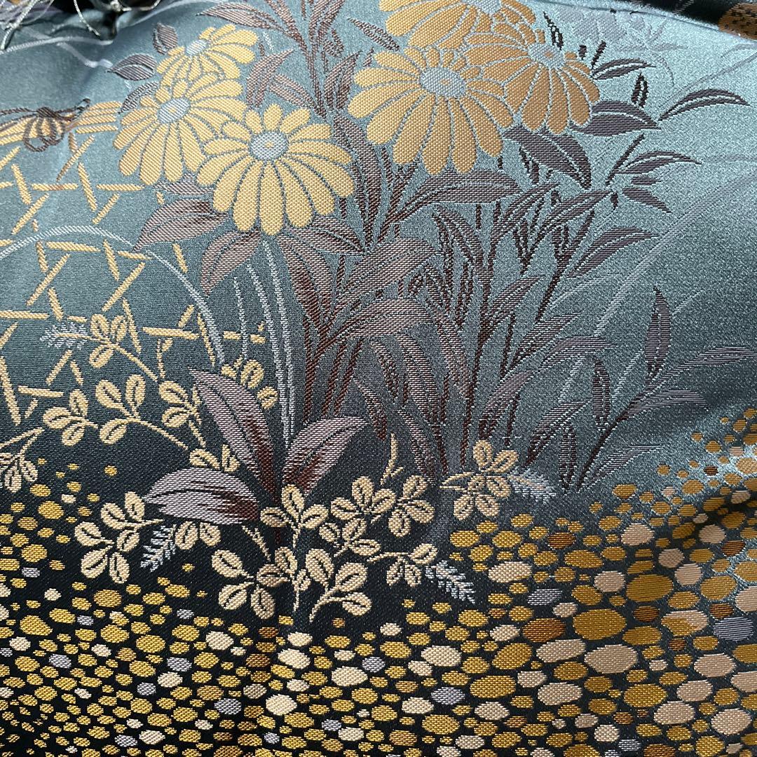 思い切った値下げしました！高級　和座布団　60センチ角５枚セット