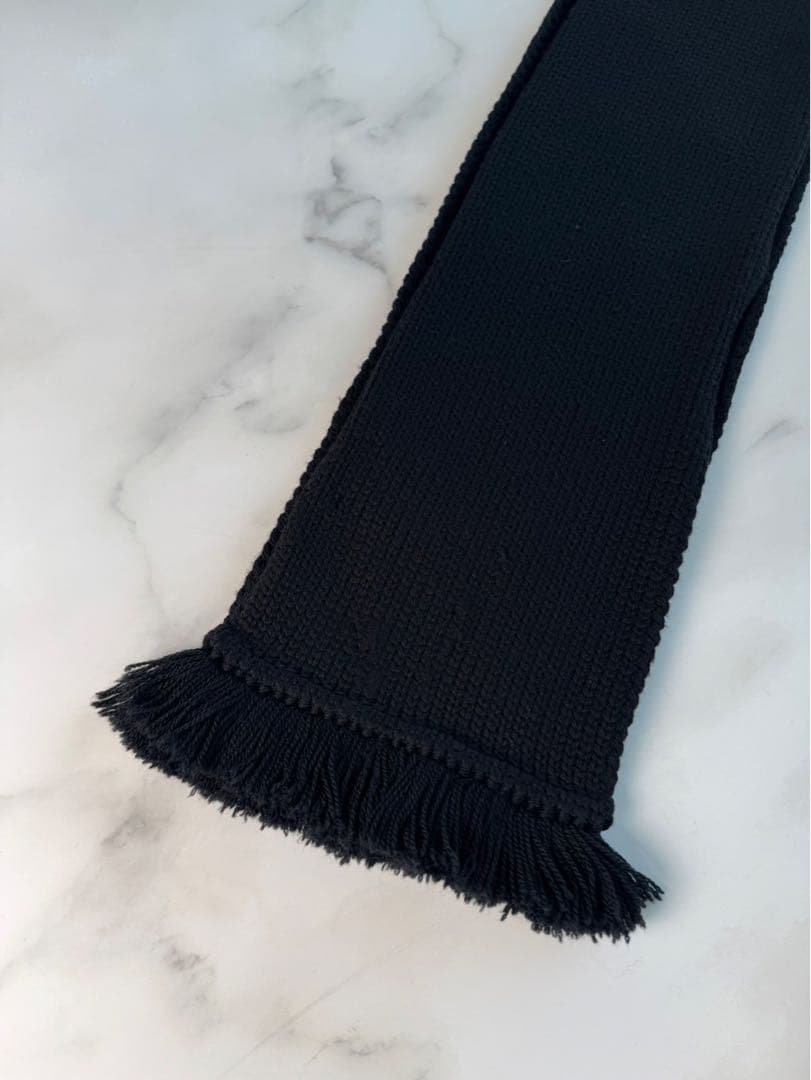 PRADA プラダ サンダー マフラー ブラック