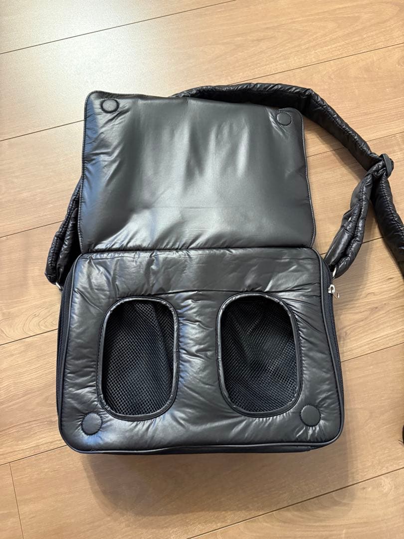 カラン　calin マザーズショルダー　マザーズバッグ　美品　マグネット