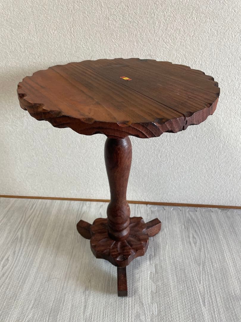 スペイン製　民芸品　サイドテーブル　花台　輸入家具