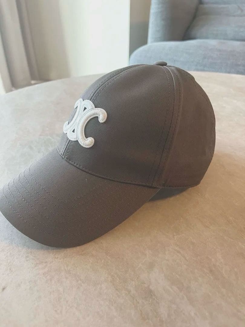 極美品　セリーヌ　トリオンフ　ベースボールキャップ　sサイズ