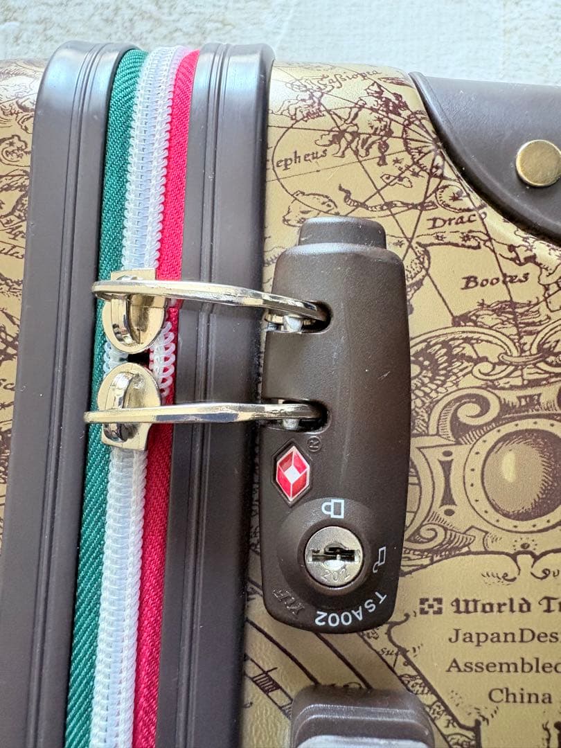 【完売品　値下げ】WORLD Trunk/BR地図柄トランクケース