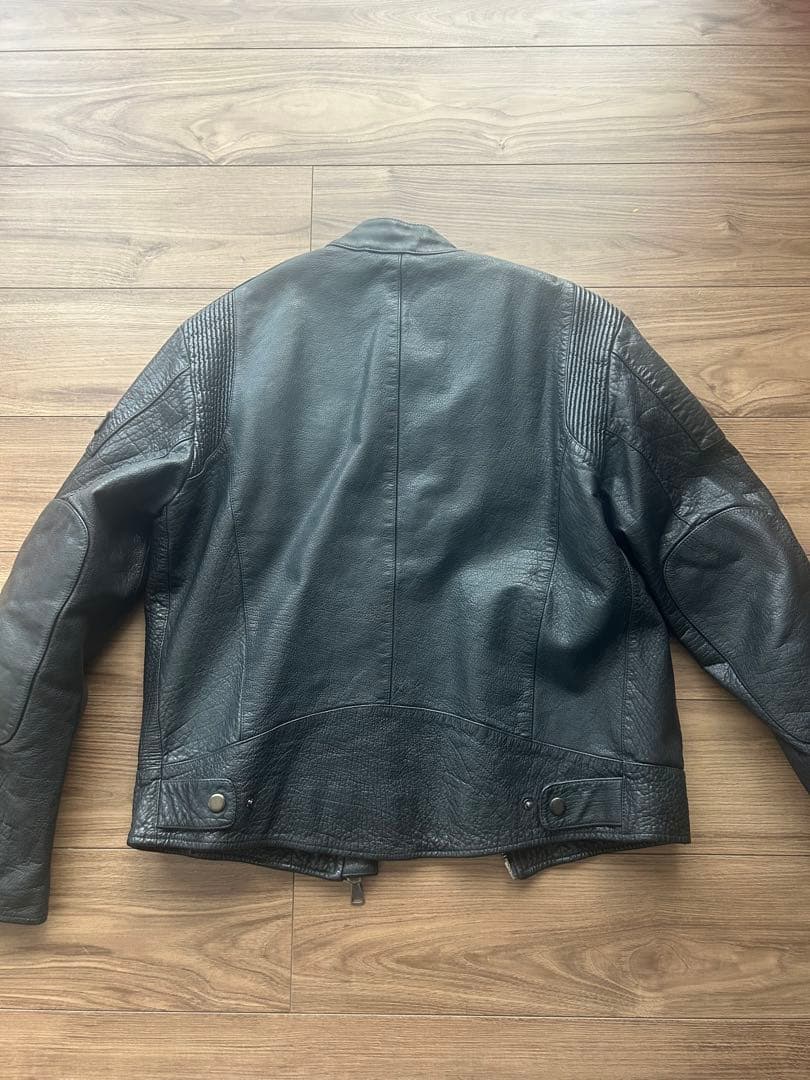 2/8まで限定価格　希少　レア　DEUS 本革　リアルレザー シングルライダース