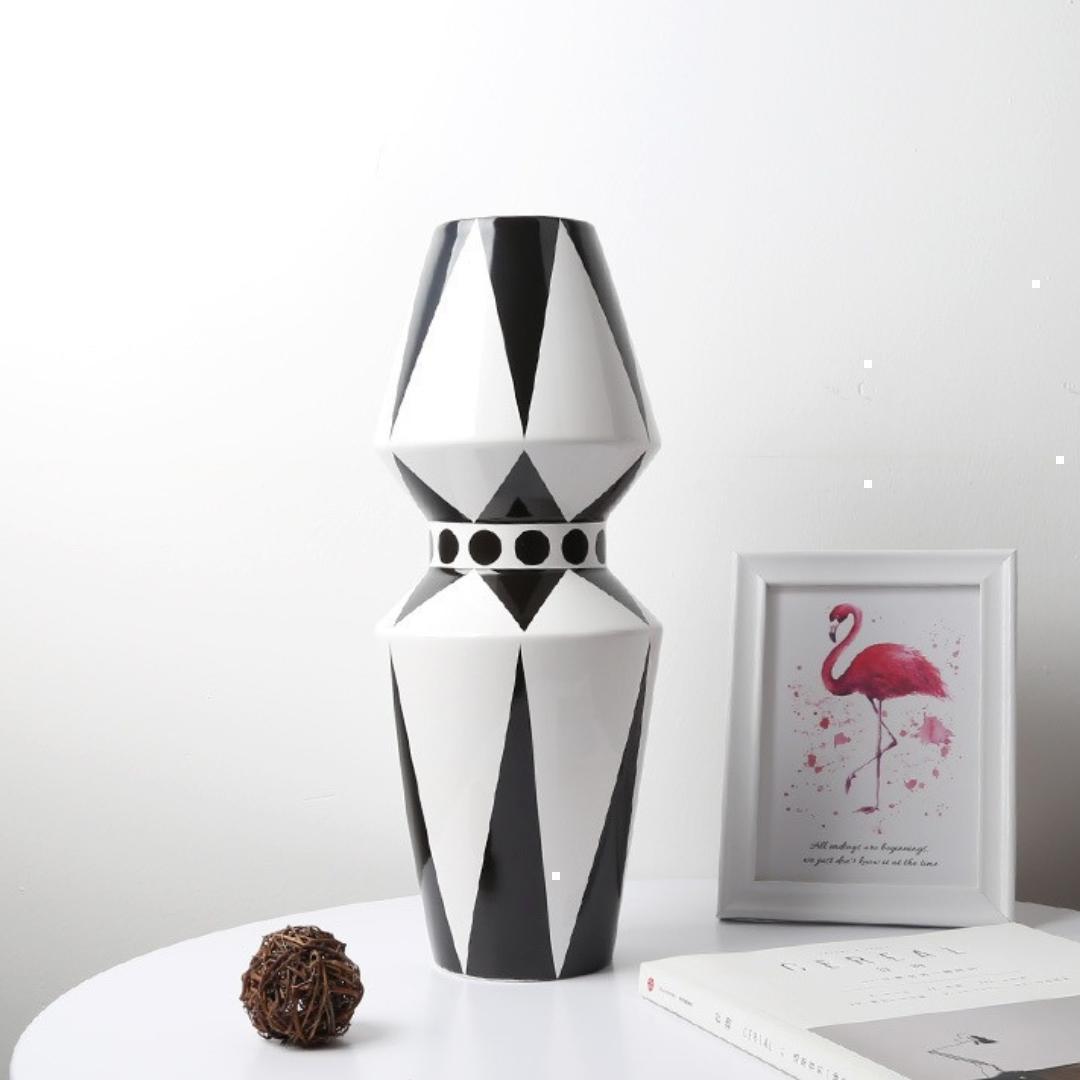 花瓶 モノトーン お正月フラワーアレンジ 高級感 オシャレ 海外 陶器 新品