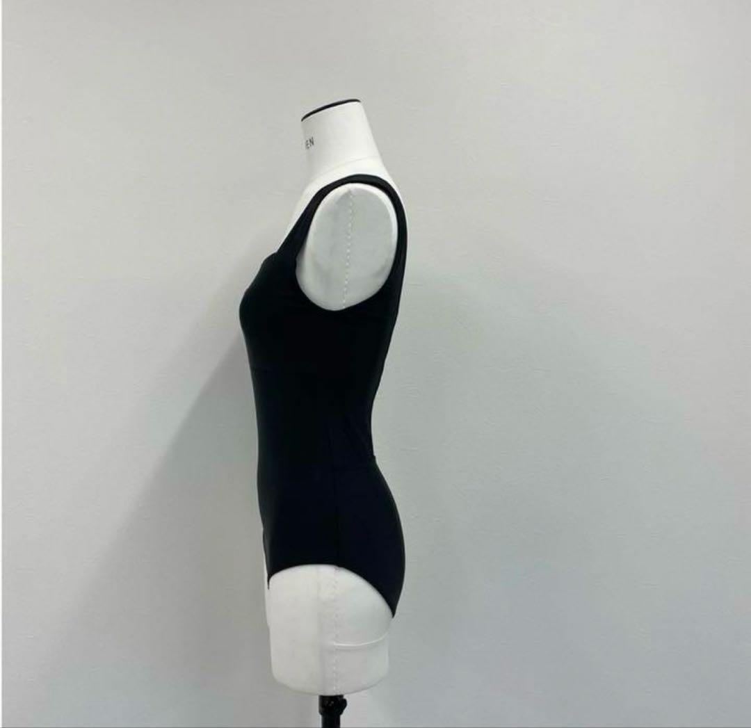 LOHEN ローヘン　バックデザインスイムウェアand ショーツSET