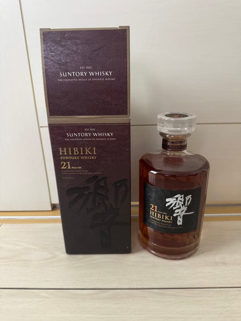 新品未開封 サントリー ウイスキー 響 21年